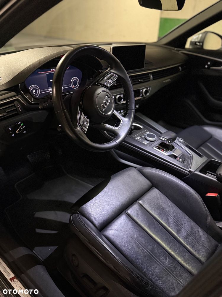 Audi A4 Limousine - 14
