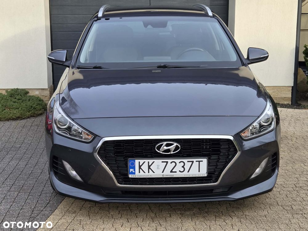 Hyundai i30 1.4 T-GDI Comfort DCT - 11