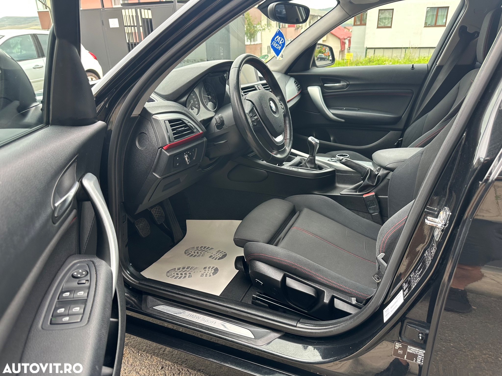BMW Seria 1 118d Sport Line - 17