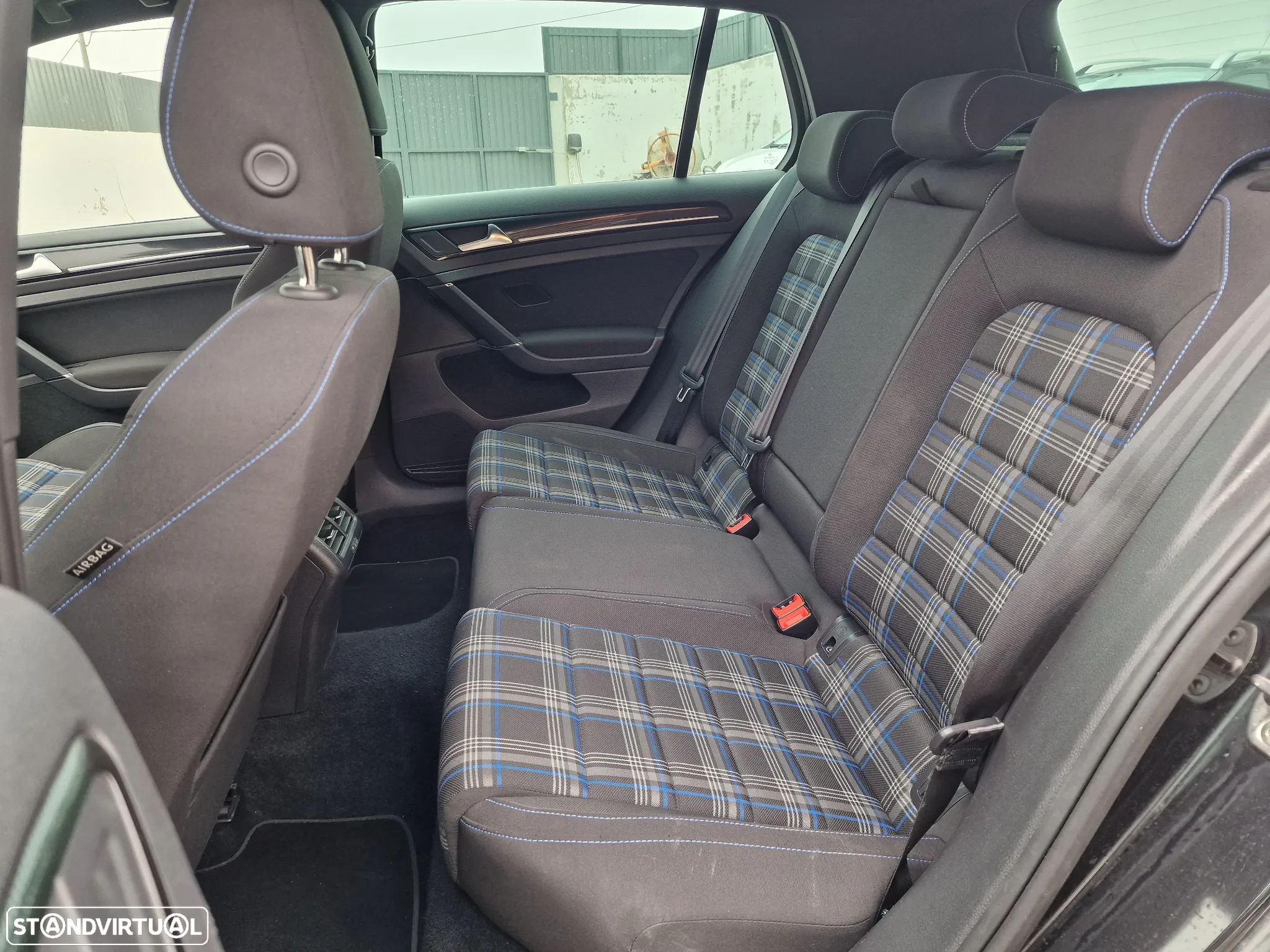 VW Golf 1.4 GTE Plug-in - 13
