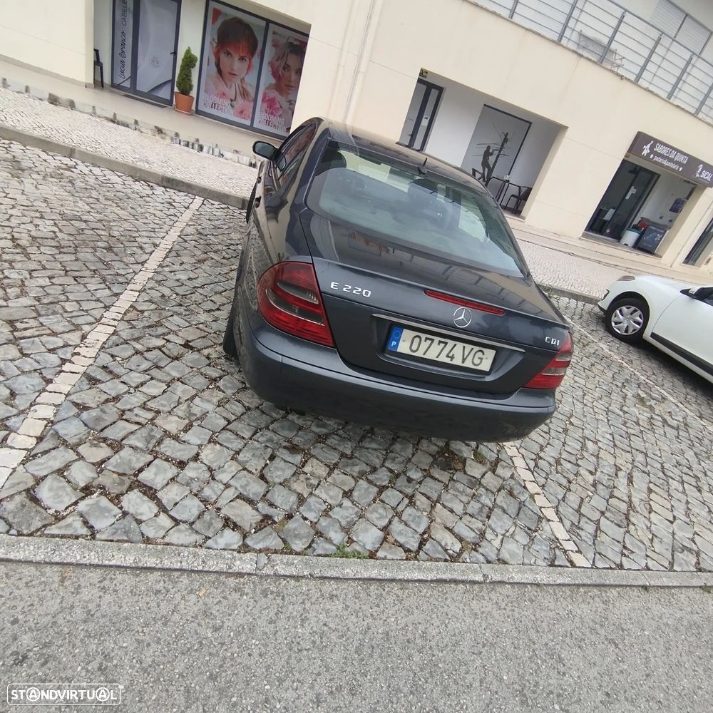 Mercedes-Benz E 220 CDI Avantgarde - 1