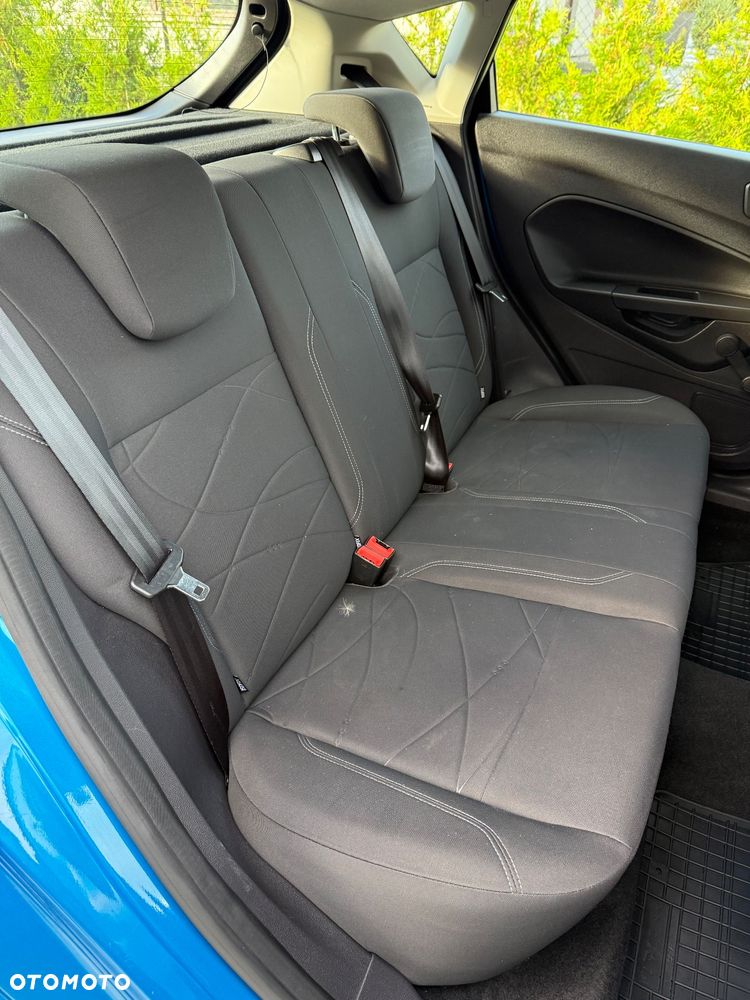 Ford Fiesta 1.25 Ambiente EU5 - 17