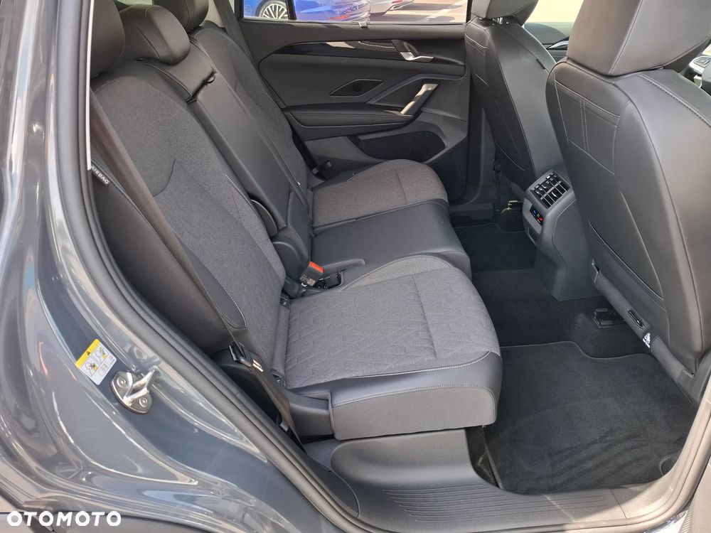 Volkswagen Tayron 1.5 eTSI mHEV Life Plus DSG - 13
