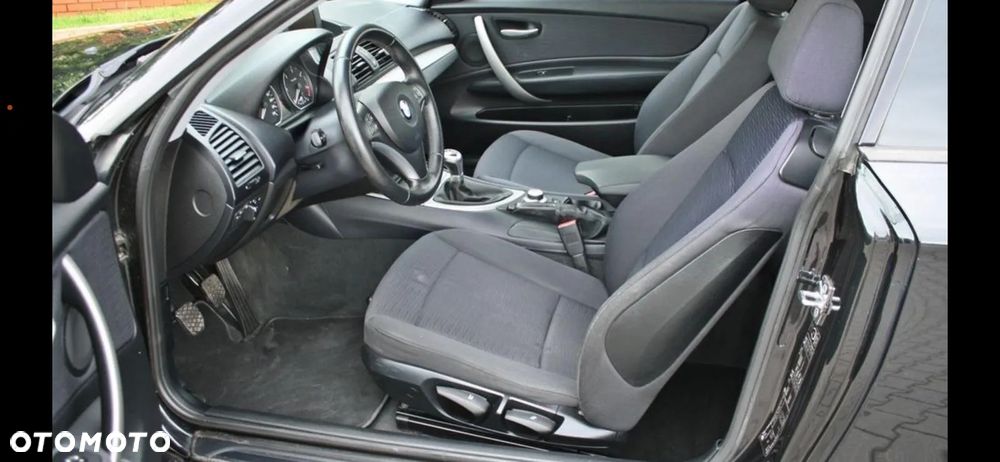 BMW Seria 1 118d DPF Edition Sport - 12