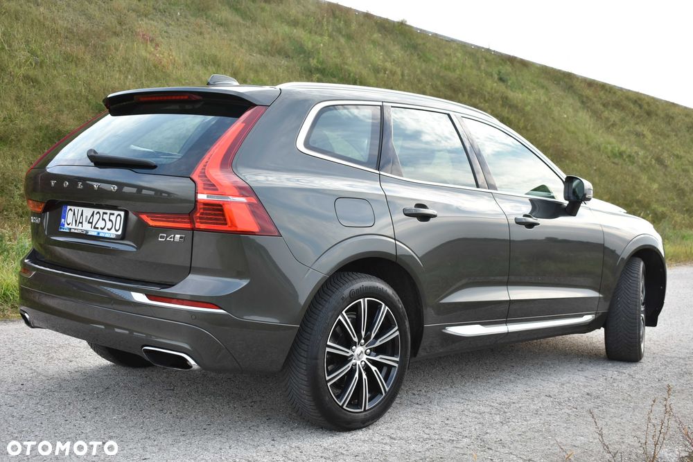 Volvo XC 60 - 4