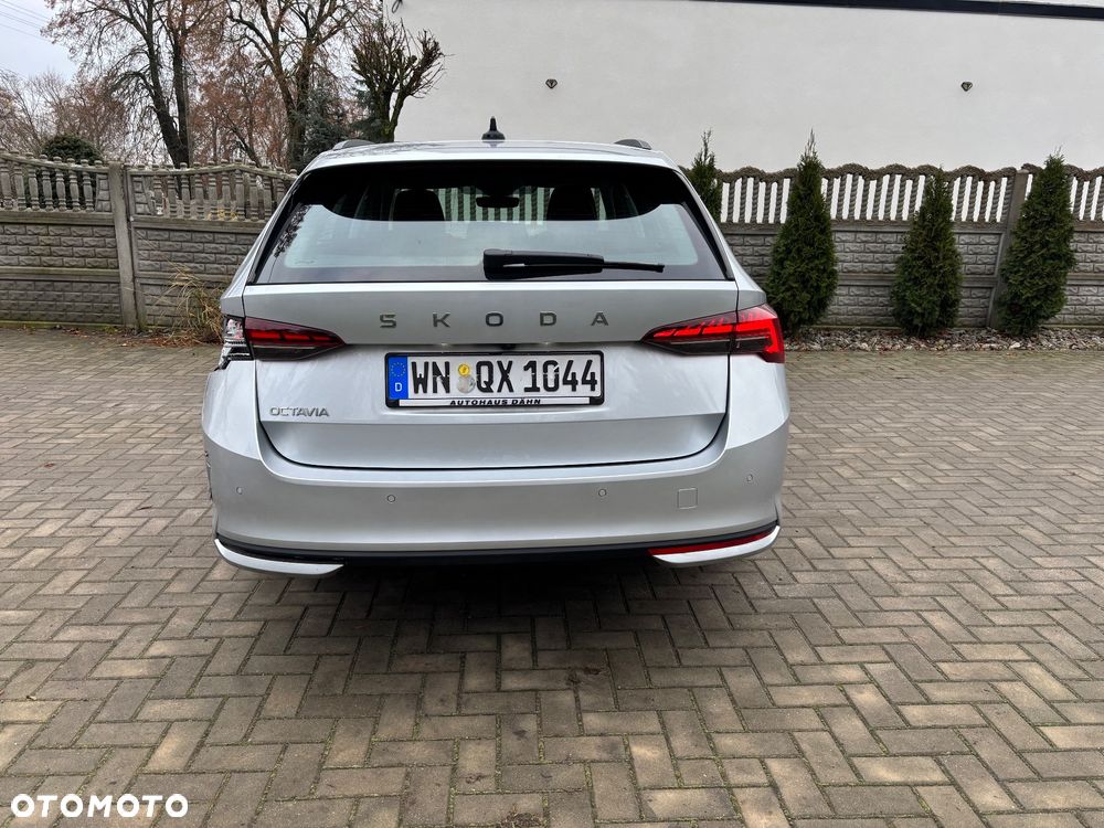 Skoda Octavia 2.0 TDI DSG Ambition - 7
