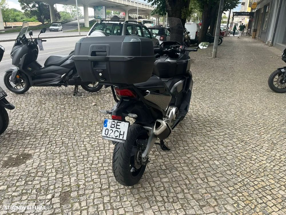 Honda Forza NSS 750 - 11