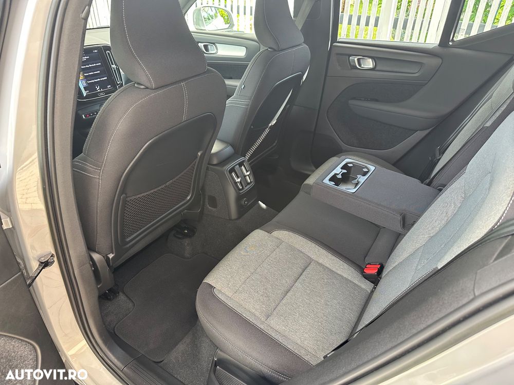 Volvo XC 40 T4 Recharge DKG Core - 13