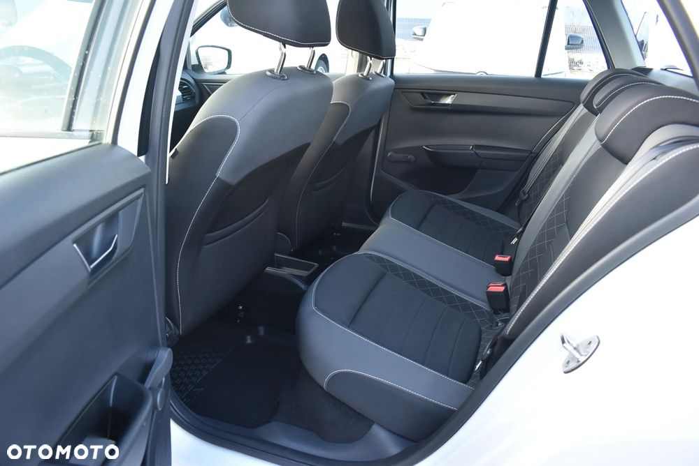 Skoda Fabia 1.0 TSI Ambition - 12