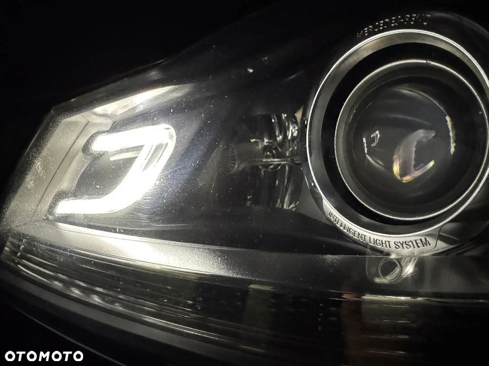 Mercedes-Benz Klasa C 350 CDI DPF (BlueEFFICIENCY) 7G-TRONIC Avantgarde - 39