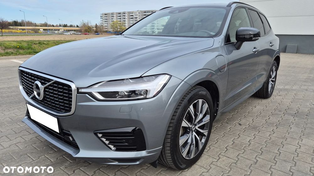 Volvo XC 60 T8 AWD Plug-In Hybrid R-Design - 1