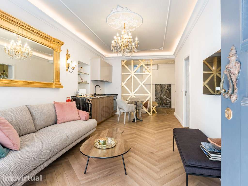 Apartamento T0 na Calçada do Combro, em Lisboa - Grande imagem: 2/13