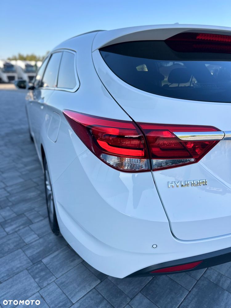 Hyundai i40 Kombi 1.7 CRDi Style - 11