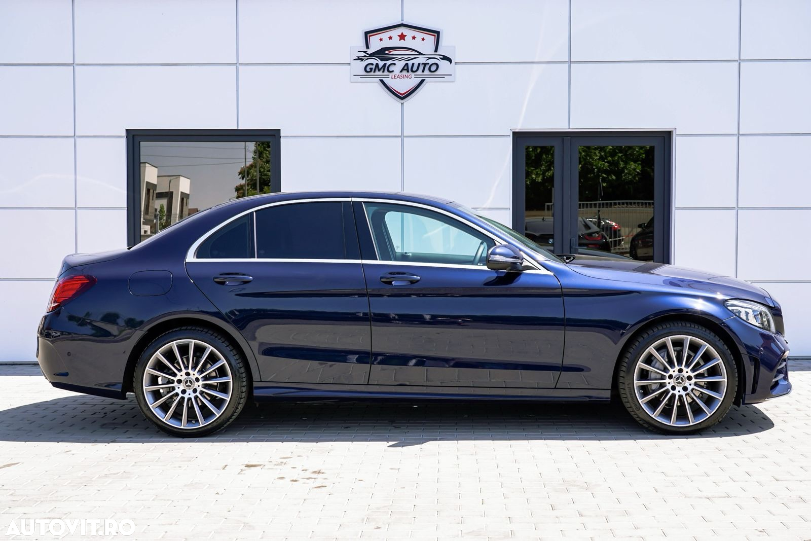 Mercedes-Benz C 220 d 4Matic 9G-TRONIC AMG Line - 10