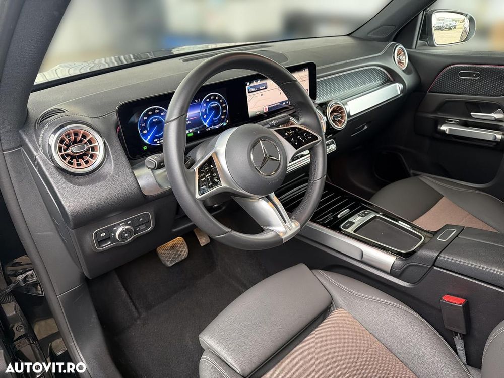 Mercedes-Benz EQB 250+ - 11