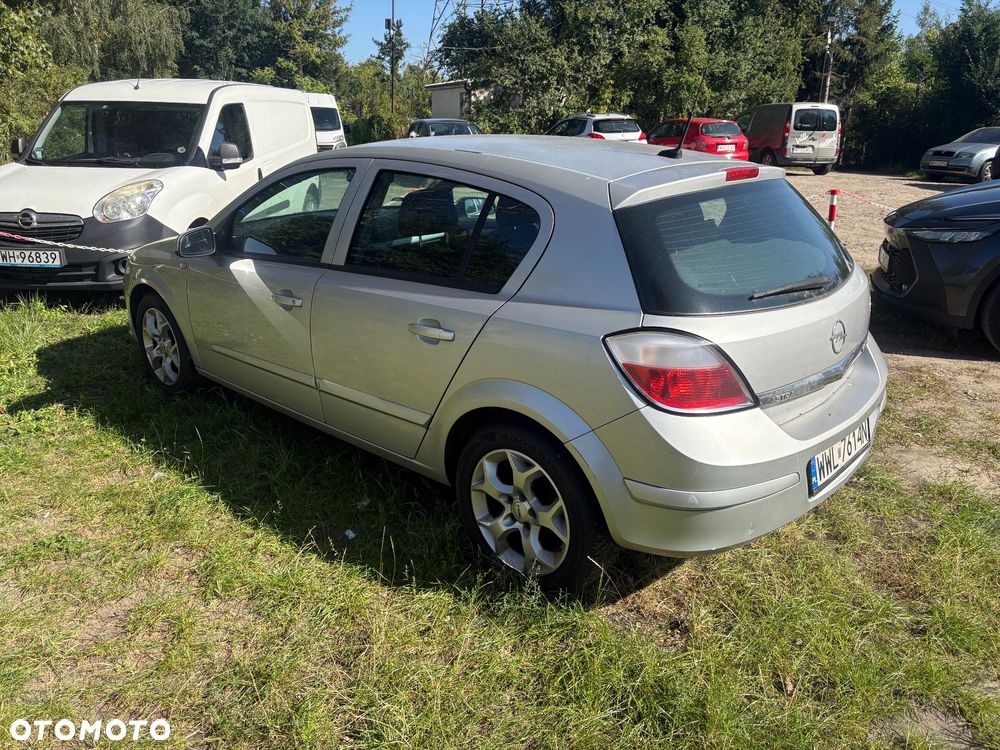 Opel Astra 1.7 CDTI Enjoy - 4