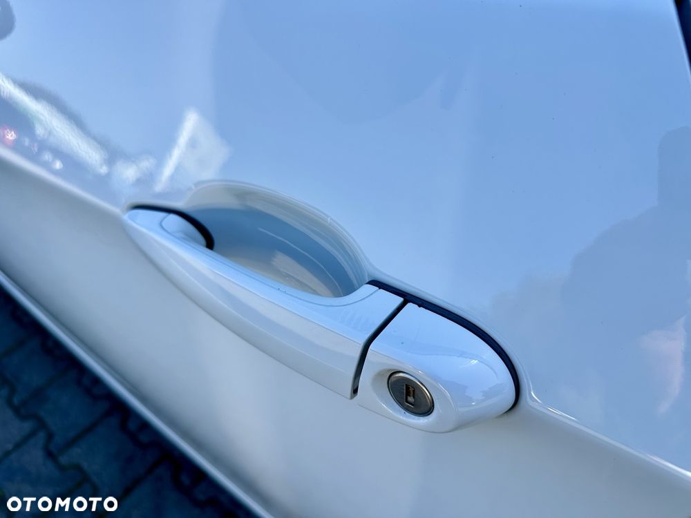 BMW Seria 3 320d DPF - 38