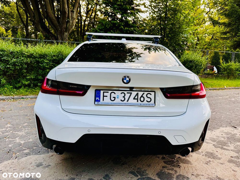 BMW Seria 3 318i M Sport - 5