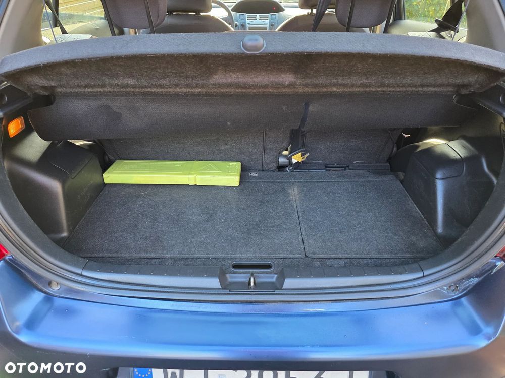 Toyota Yaris 1.0 Luna A/C - 8