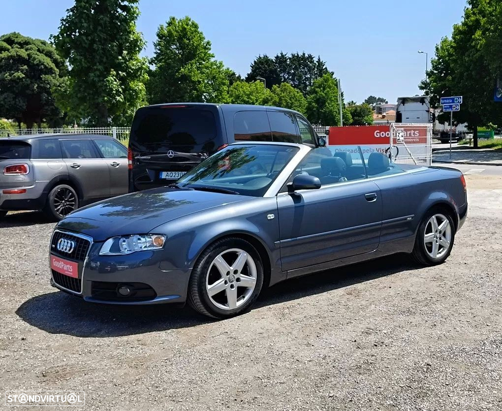 Audi A4 Cabrio 2.0 TDi S-line - 7