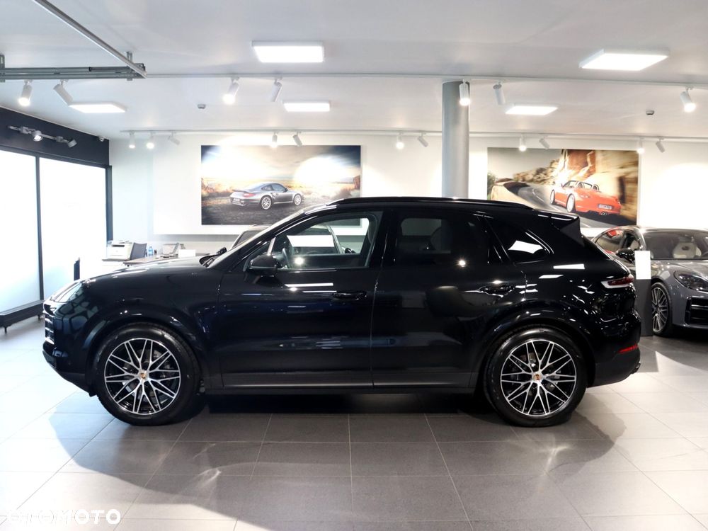 Porsche Cayenne Standard - 2