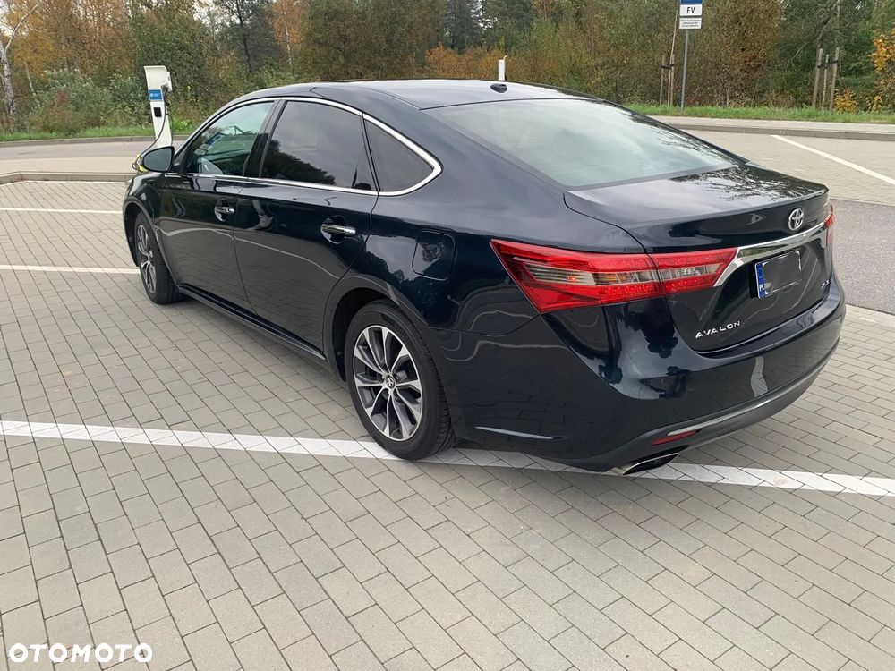 Toyota Avalon - 7