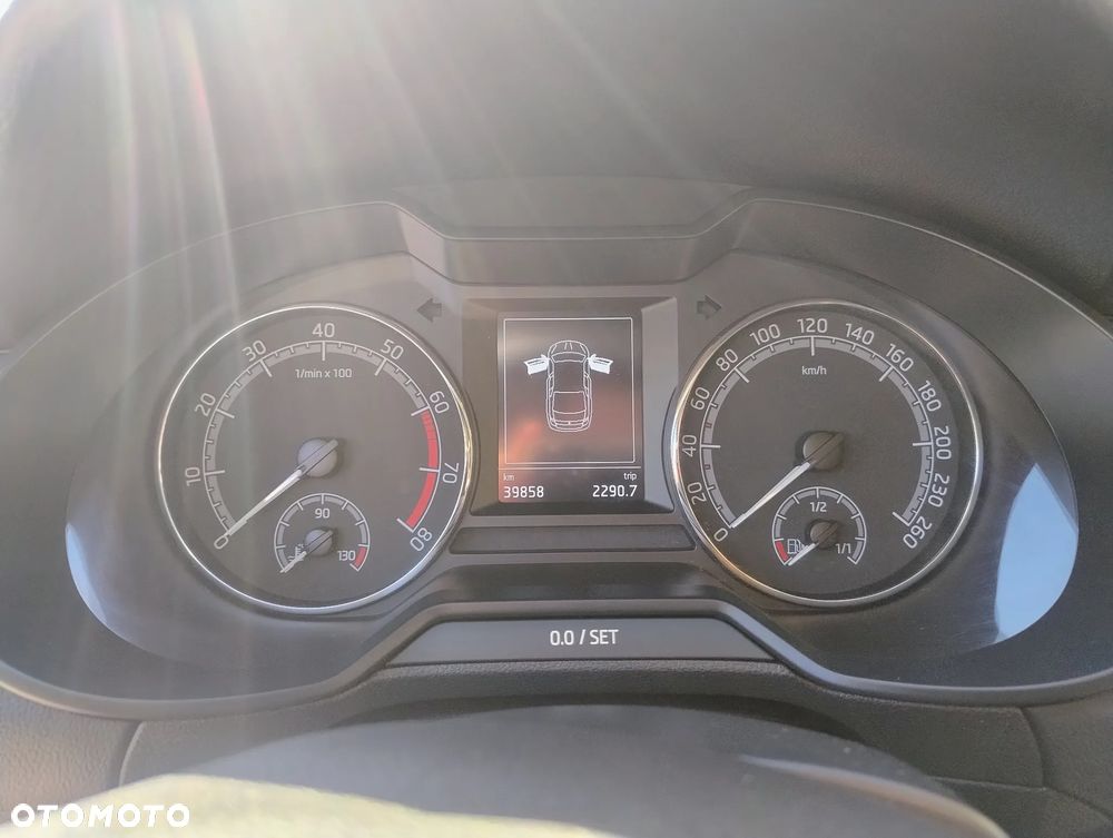 Skoda Octavia 1.5 TSI ACT Ambition - 10