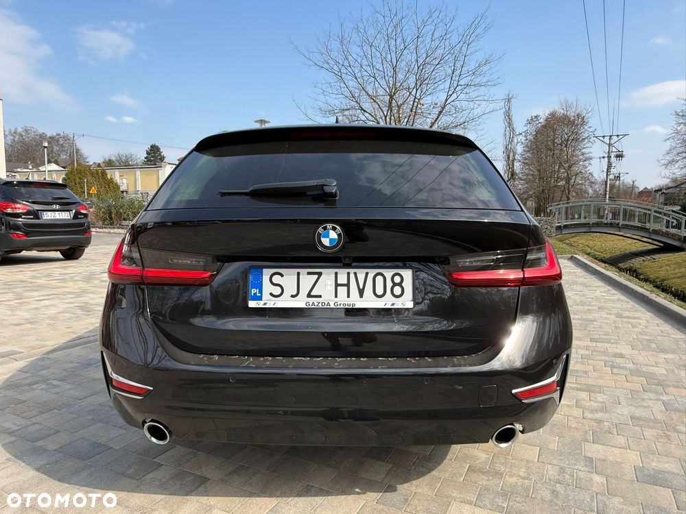 BMW Seria 3 320d xDrive Edition Luxury Line Purity - 8