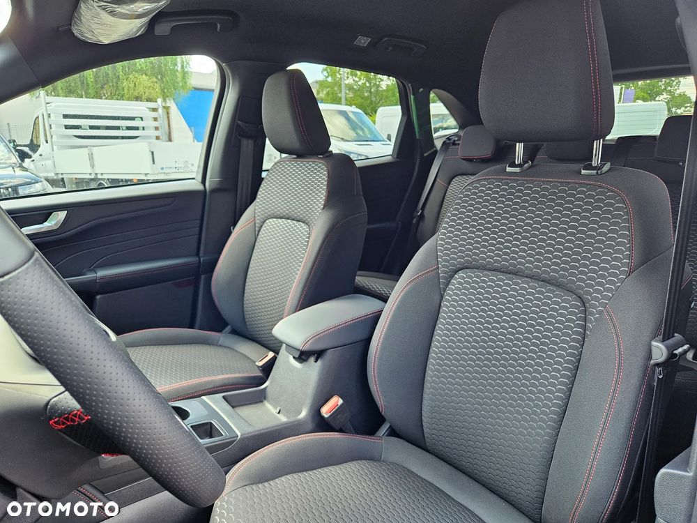 Ford Kuga 1.5 EcoBoost FWD ST-Line - 19