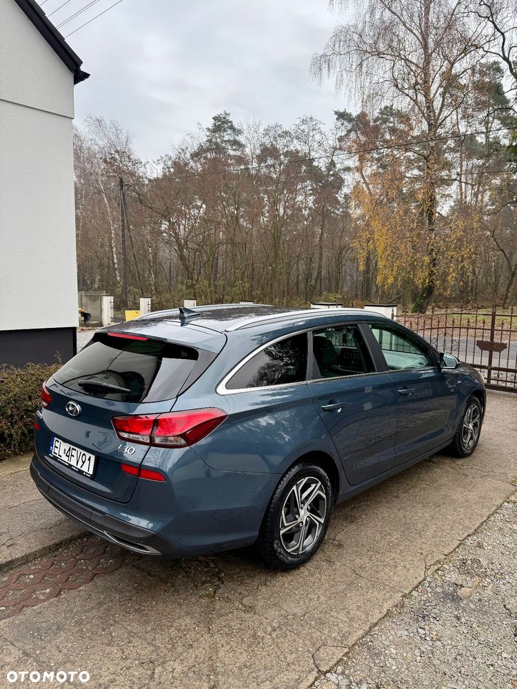 Hyundai i30 1.5 T-GDI 48V Premium DCT - 9