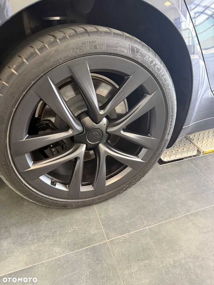 Tesla Model S Long Range AWD - 28