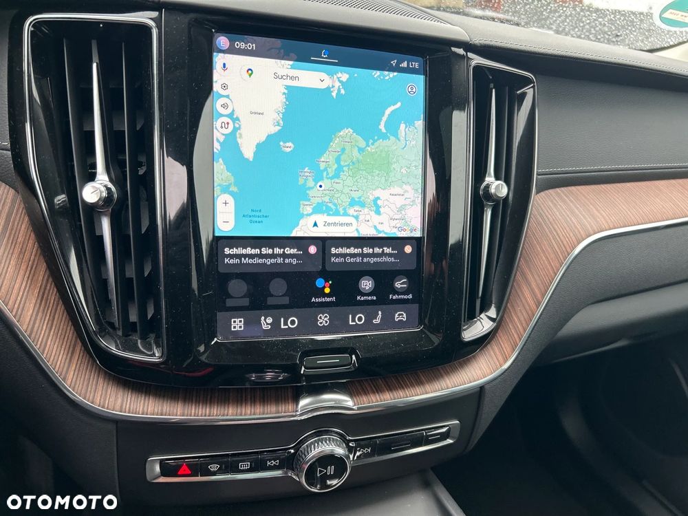 Volvo XC 60 T8 AWD Recharge Ultimate Bright - 12