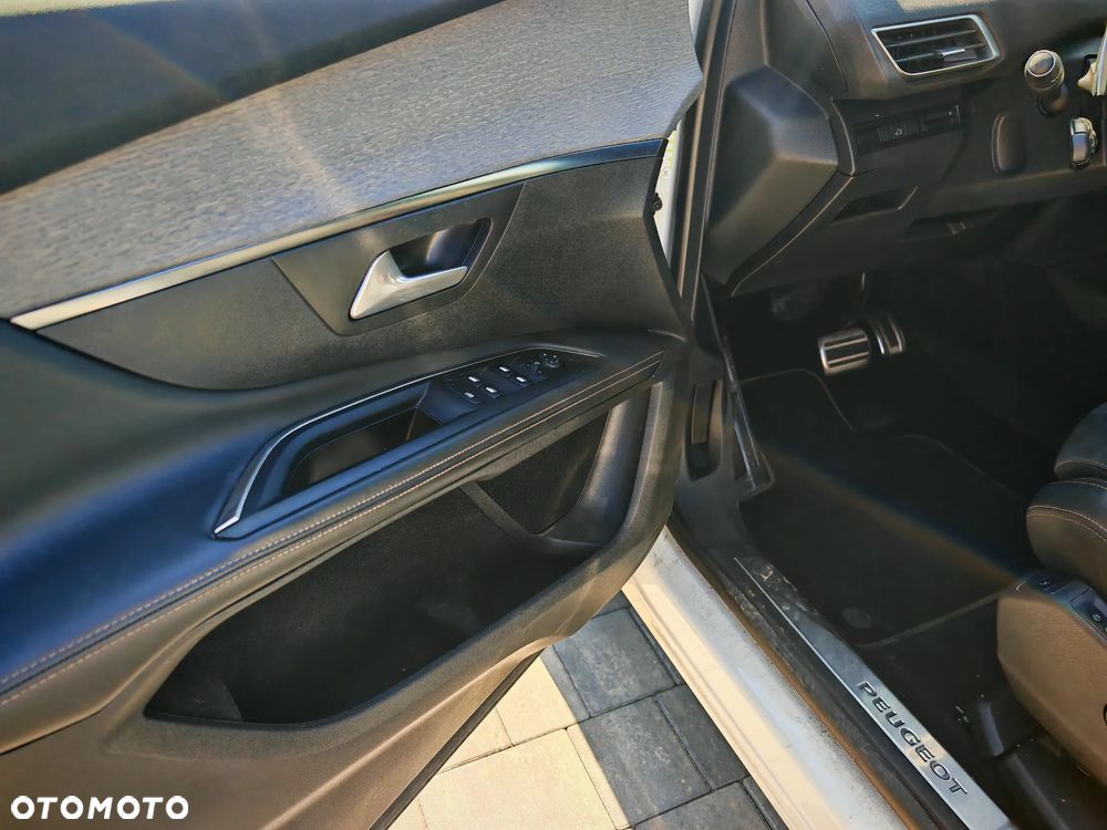 Peugeot 5008 BlueHDi 180 EAT6 GT - 18