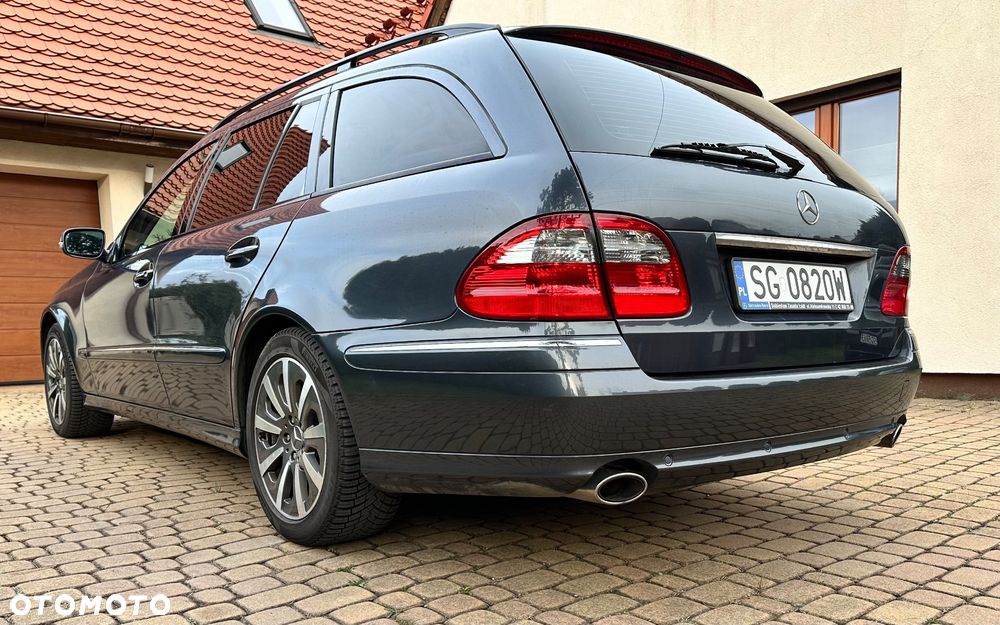 Mercedes-Benz Klasa E 320 CDI 7G-TRONIC Elegance - 26