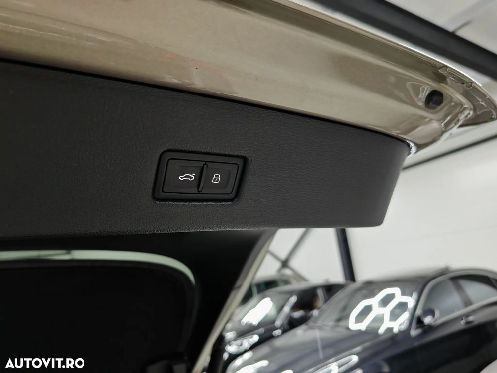 Audi A7 50 TFSIe quattro S tronic - 37