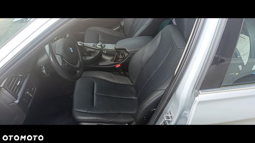 BMW Seria 3 316d Luxury Line - 10