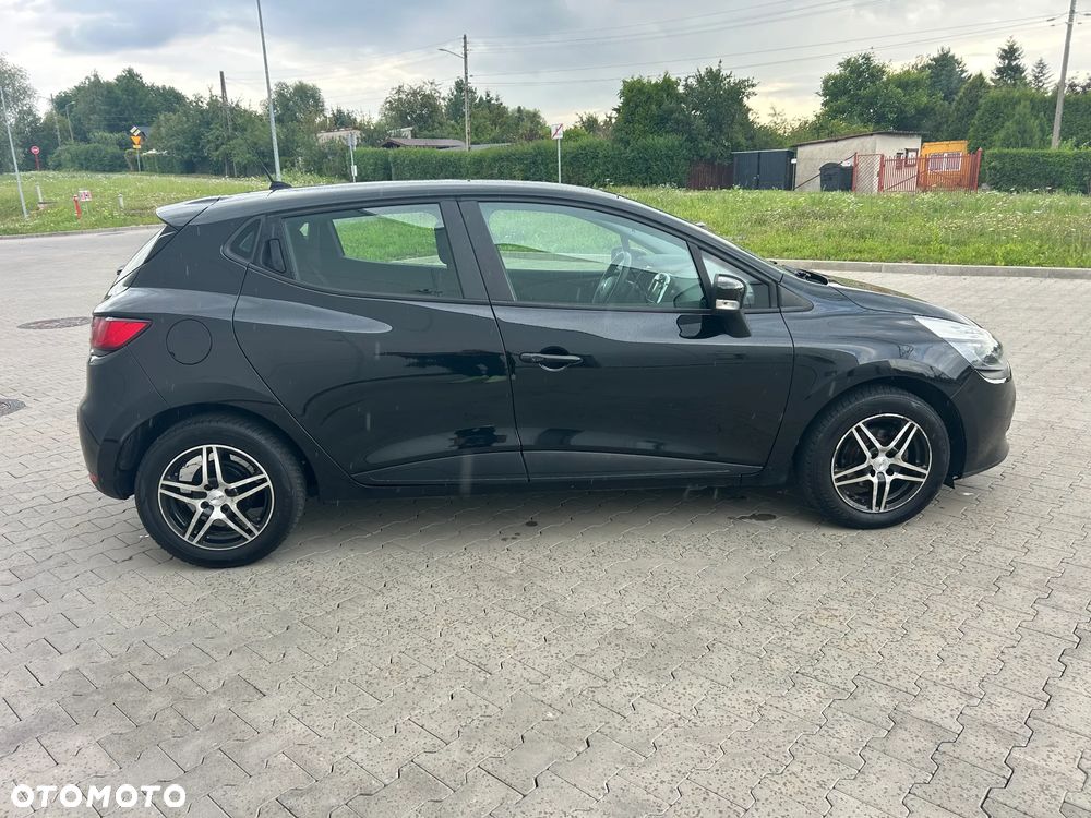 Renault Clio 1.2 16V 75 Business - 10