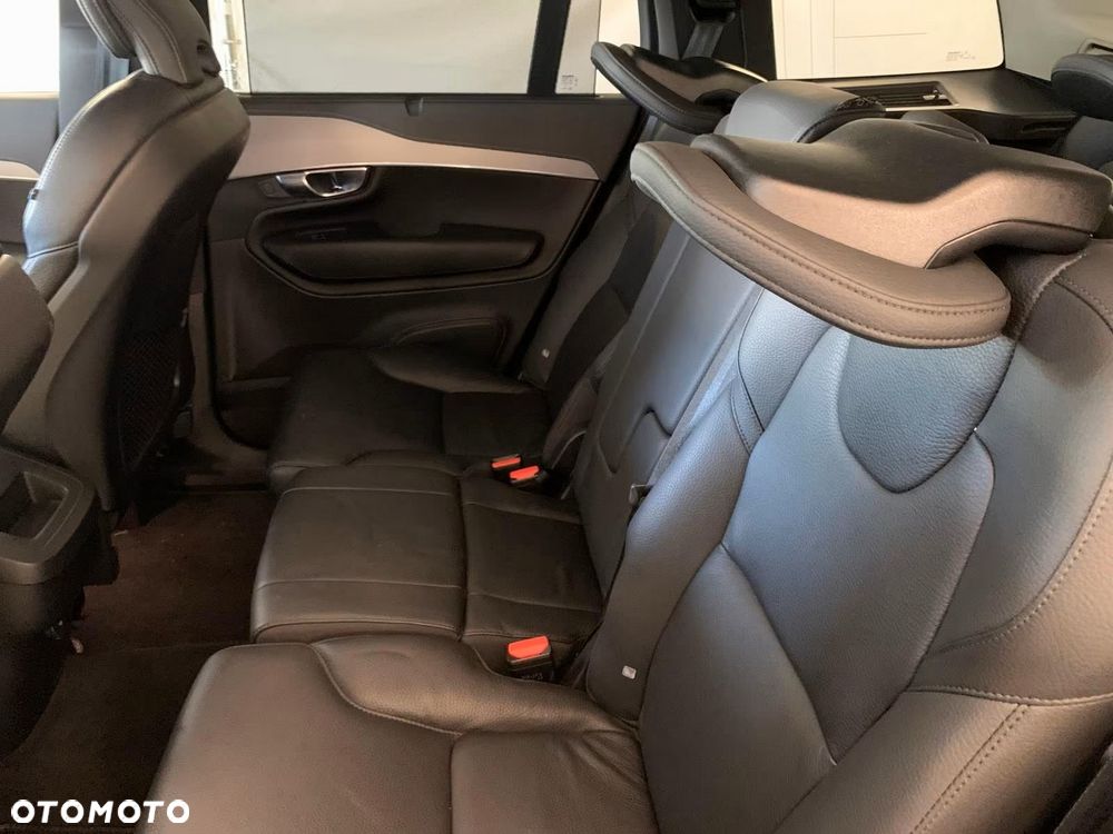 Volvo XC 90 B5 D AWD Plus Dark - 14