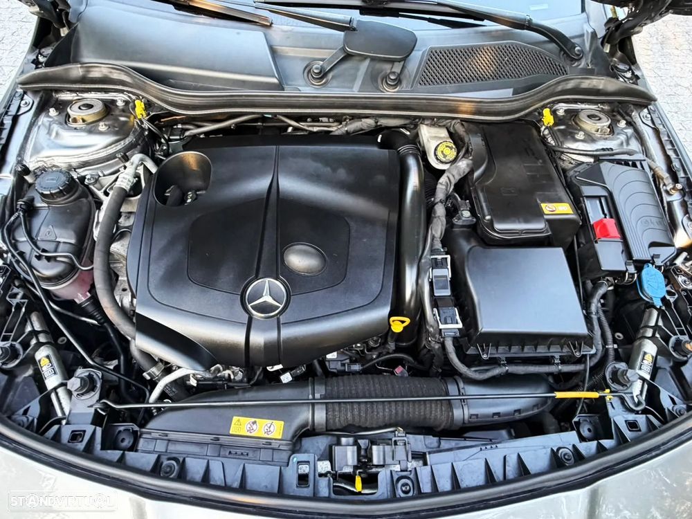 Mercedes-Benz CLA 220 d 7G-DCT AMG Line - 28