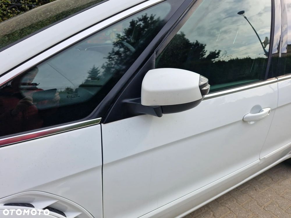 Ford S-Max 2.0 TDCi DPF Titanium - 5