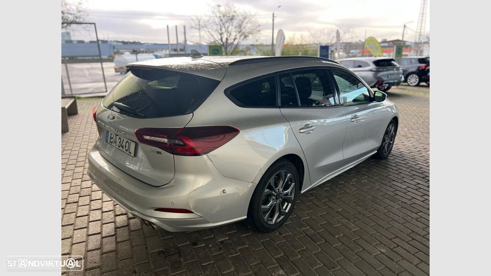 Ford Focus SW 1.0 EcoBoost ST-Line X - 4
