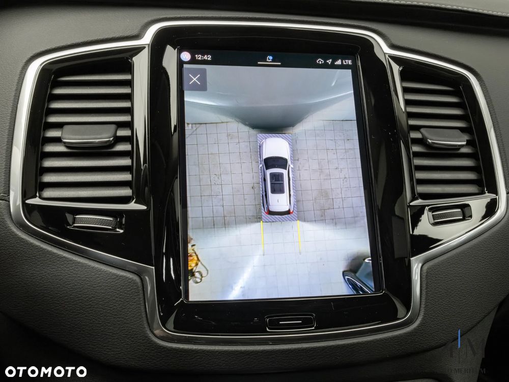 Volvo XC 90 T8 AWD Plug-In Hybrid Ultimate Bright 7os - 28