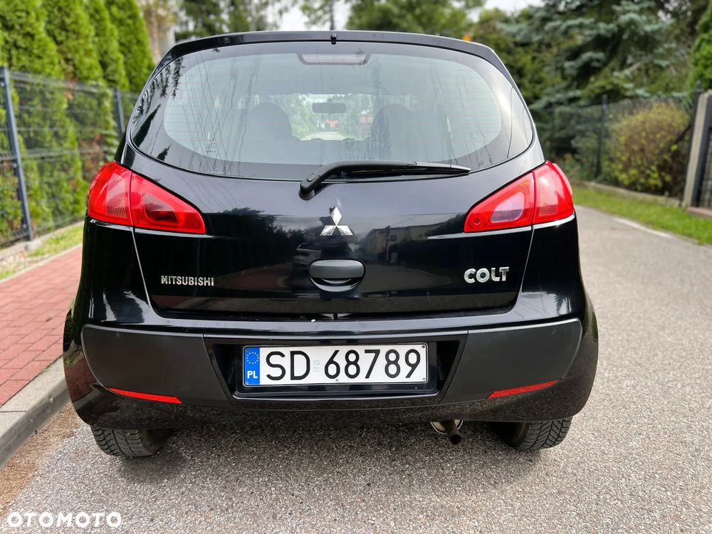 Mitsubishi Colt - 24