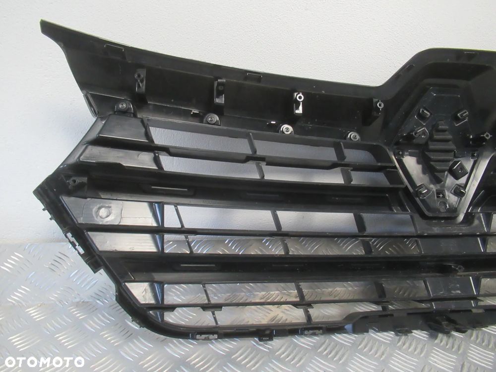 GRILL GRIL ATRAPA RENAULT TRAFIC III 3 LIFT 623103743R 2021- - 17