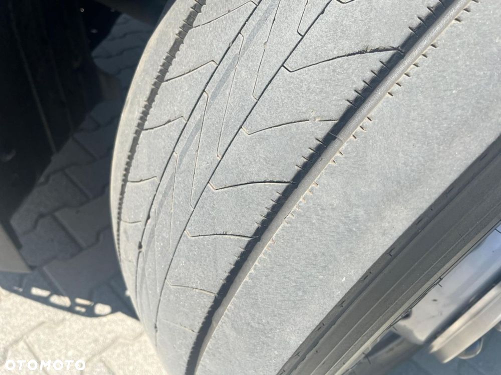Scania R 460 A4x2NA Zawieszenie tył 4 poduszki - 12