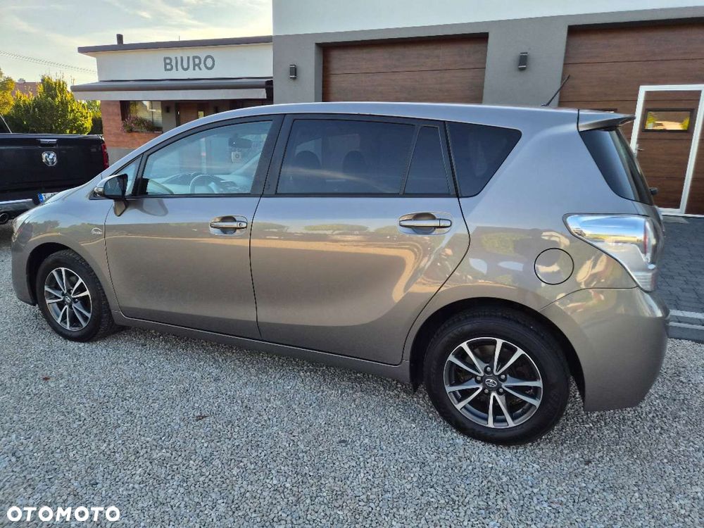 Toyota Verso - 5