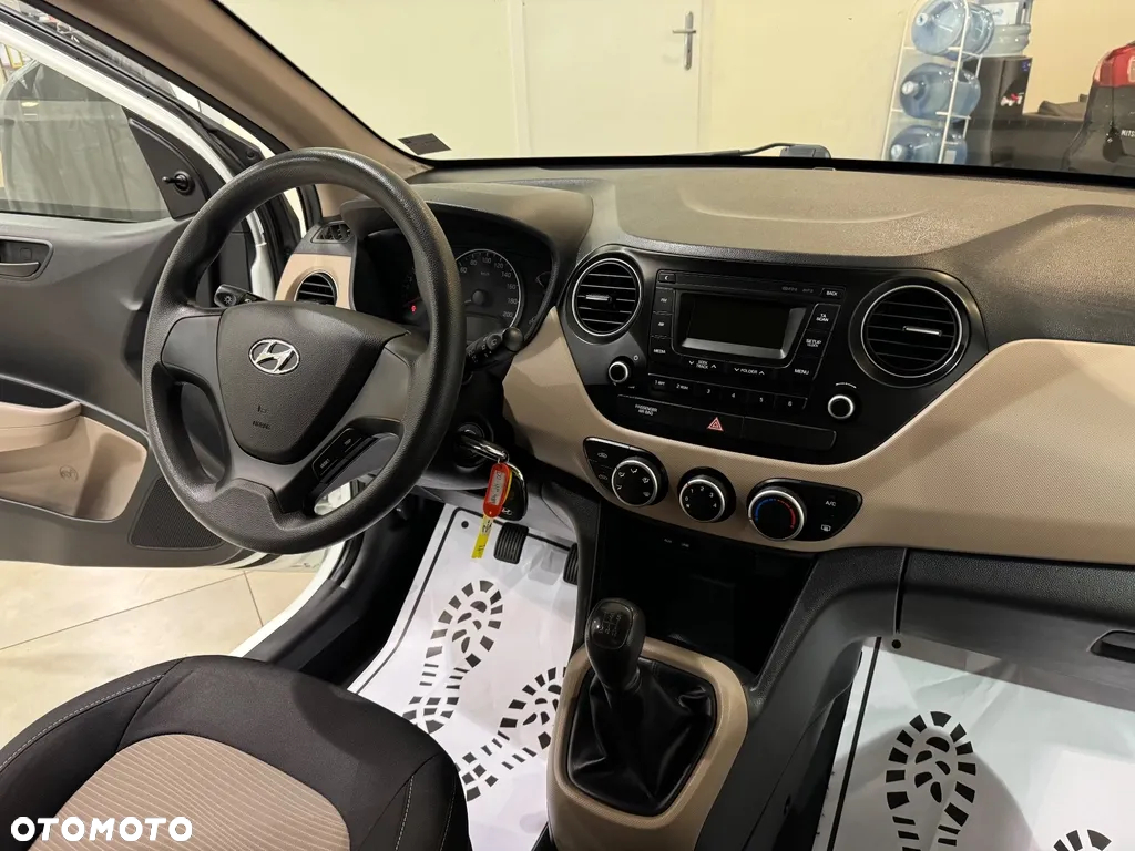Hyundai i10 1.0 - 32