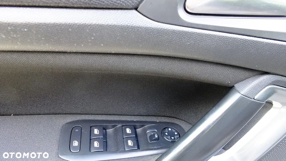 Peugeot 308 1.6 HDi Active - 17