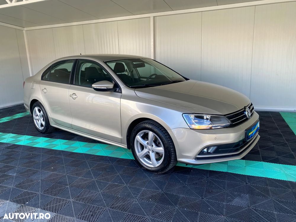 Volkswagen Jetta - 9