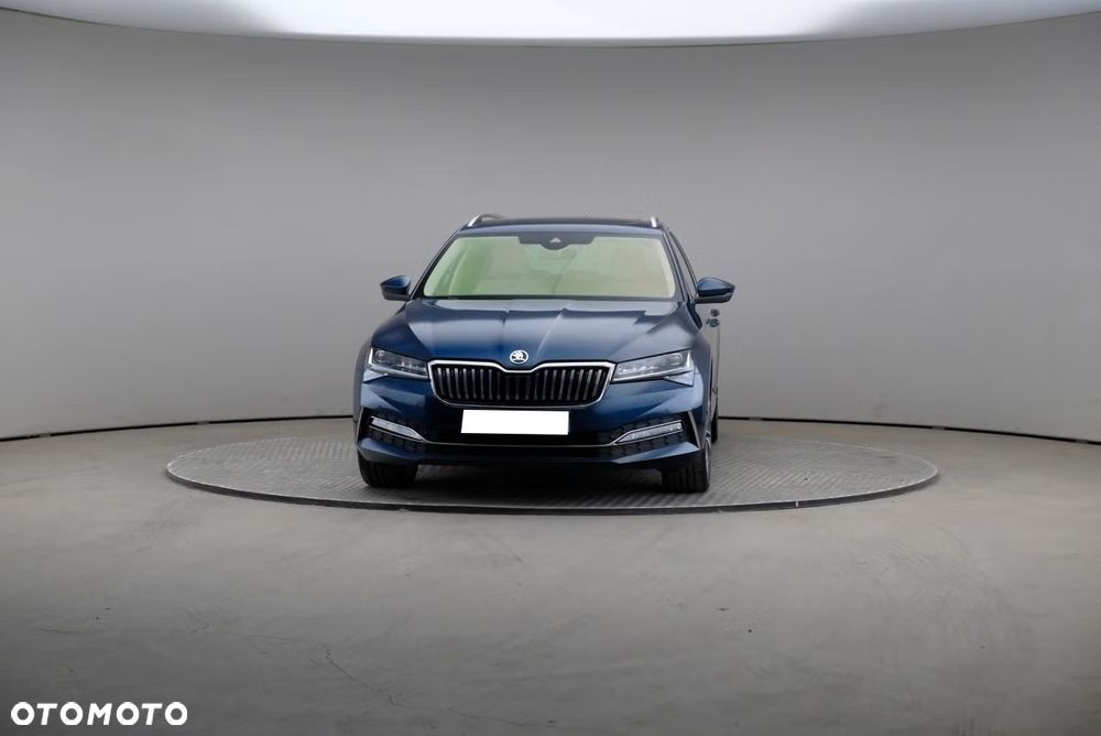 Skoda Superb 2.0 TDI 4x4 DSG L&K - 3